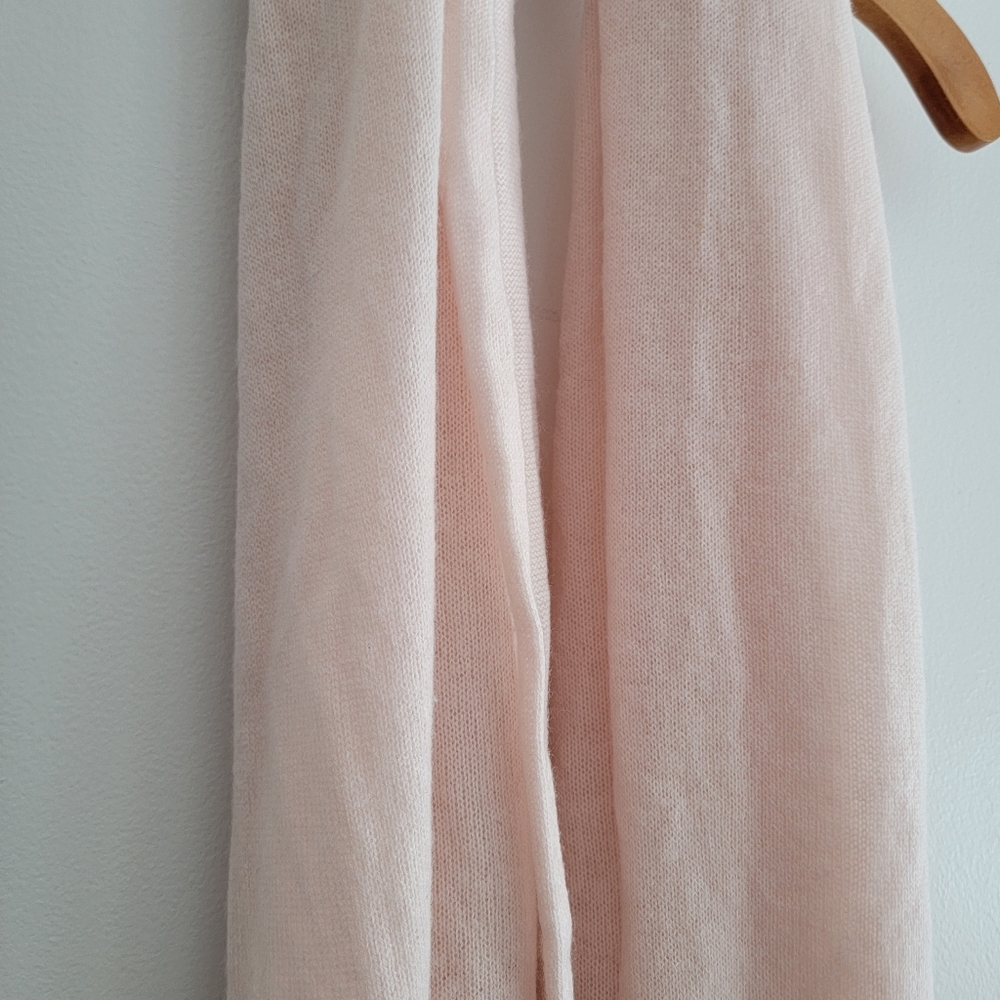 InCashmere Soft Pink Scarf Cashmere Wrap Shawl Luxury Beautiful One Size - Picture 5 of 6